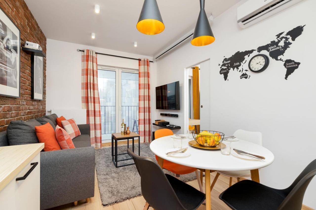 קרקוב Movie Jacuzzi Apartment At The Main Station By Noclegi Renters מראה חיצוני תמונה